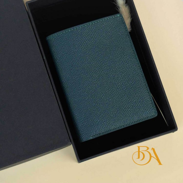 Ví da bê chế tác thủ công, bóp da Epsom nhập khẩu màu xanh rêu CWL101