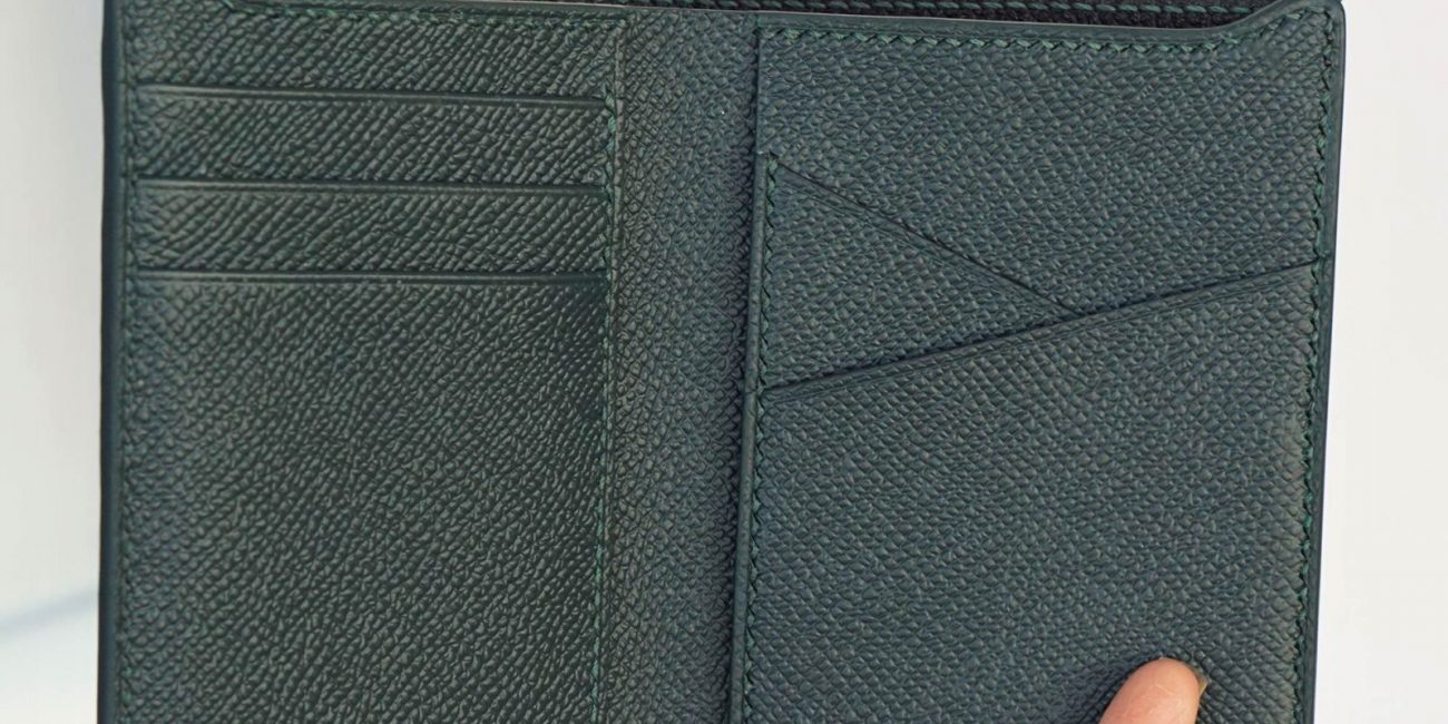 Ý nghĩa phong thuỷ của ví da thật