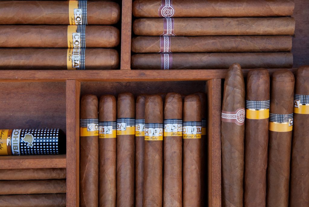 Cigar Cohiba - Xì gà Cuba