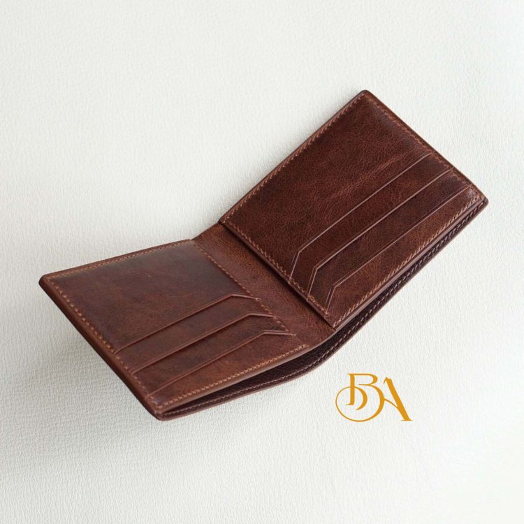 Ví da bò Classic màu nâu Chocolate CWL114