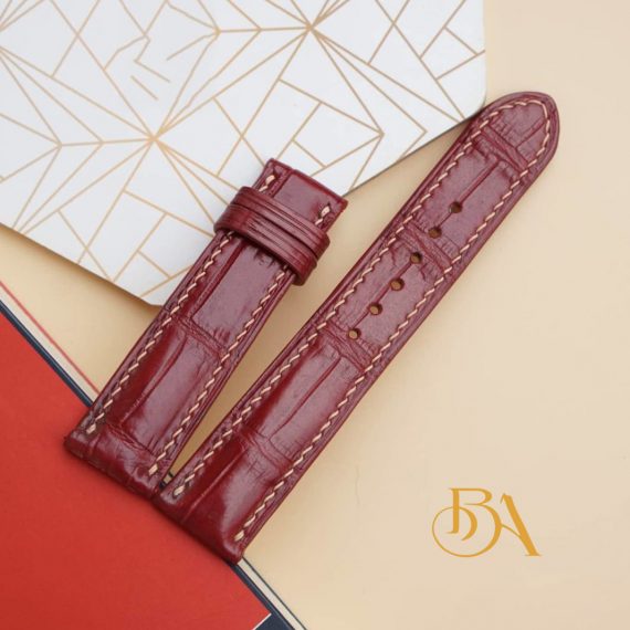 Dây da cá sấu luôn là lựa chọn số 1 cho những mẫu đồng hồ xa xỉ