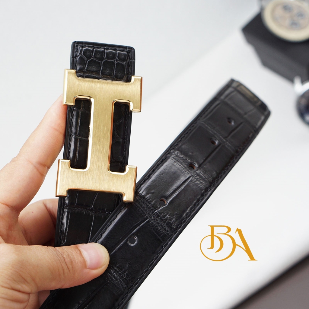 Dây nịt đen da cá sấu