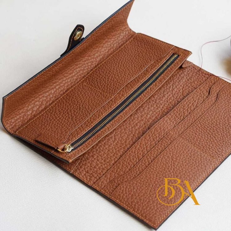 Ví cầm tay da Togo nhập khẩu, ví dài da bò Handmade màu đen phối nâu CWL121