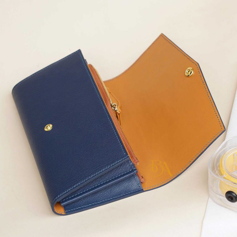 Ví nữ cầm tay da dê Alran Chevre Sully, ví dài handmade xanh navy GWL104