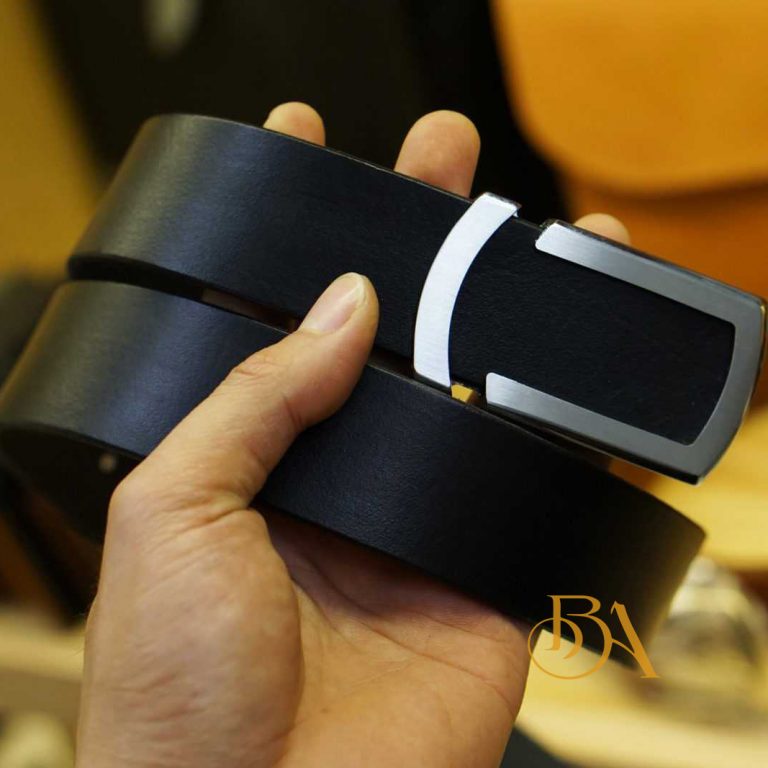 Thắt lưng da bò Veg-tan màu đen, dây lưng da bò nguyên miếng VLB105