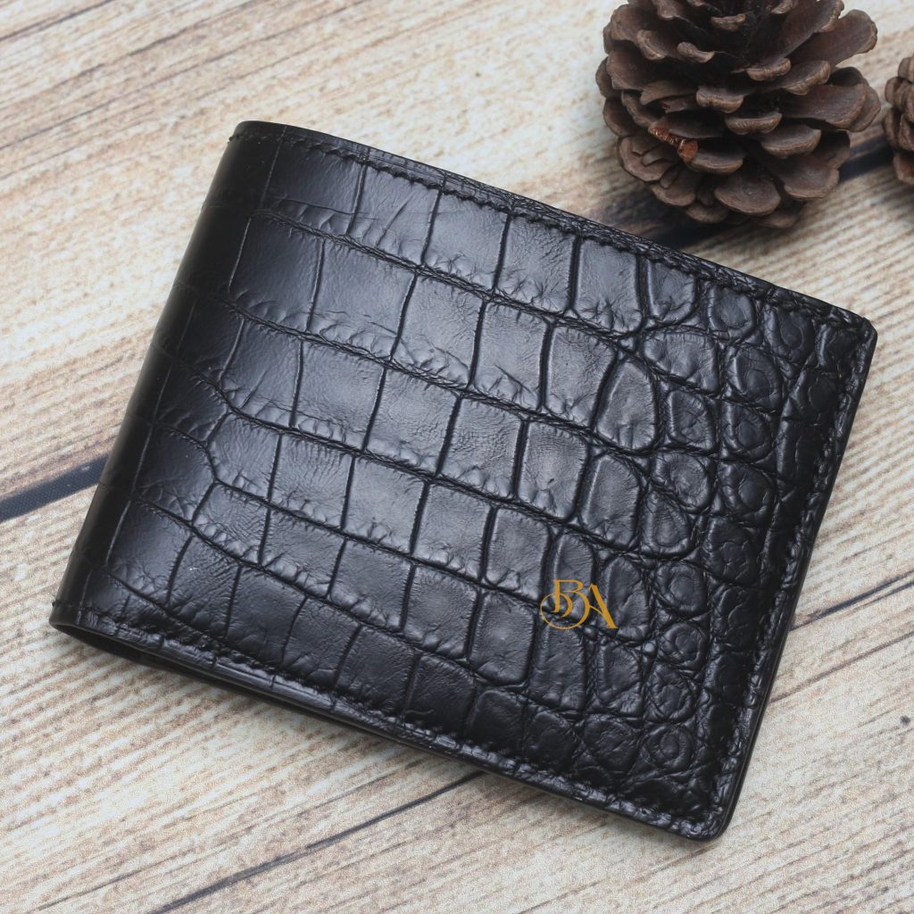 Ví handmade màu đen da cá sấu