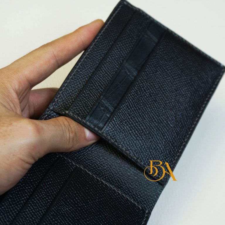 Ví nam da Epsom Handmade, ví da bê phối da cá sấu màu đen CWL143