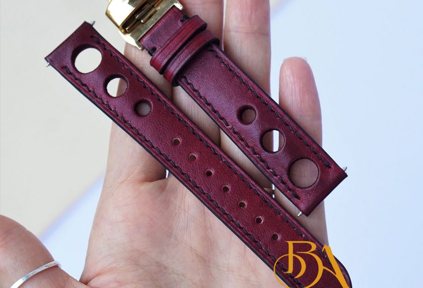 Tầm quan trọng của việc sơn viền cho dây da đồng hồ Handmade