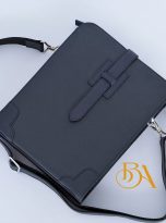 Tui-deo-cheo-da-bo-Milled-mau-xanh-navy-(1)