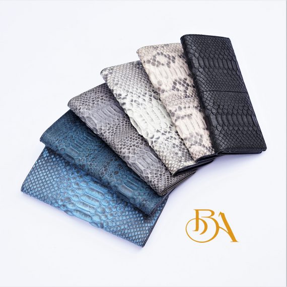 Xưởng sản xuất ví da thật chất lượng cao