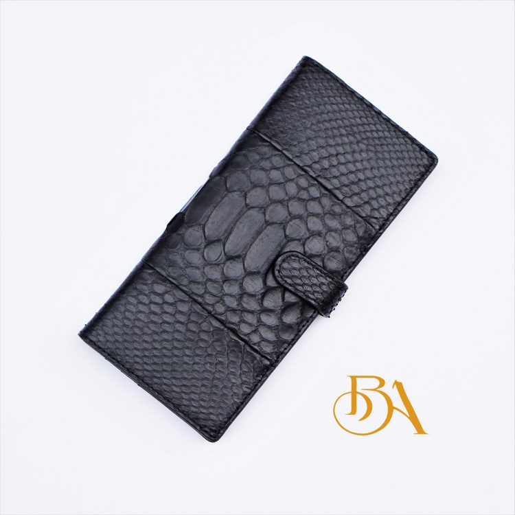 Ví Dài Da Trăn Nhập Khẩu. Ví Dài Da Thật Màu Đen M060
