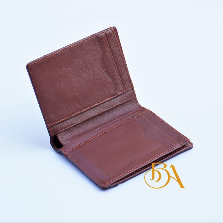 Ví Da Bò Nhập Khẩu Màu Nâu. Ví Nam Da Thật Dáng Đứng M050