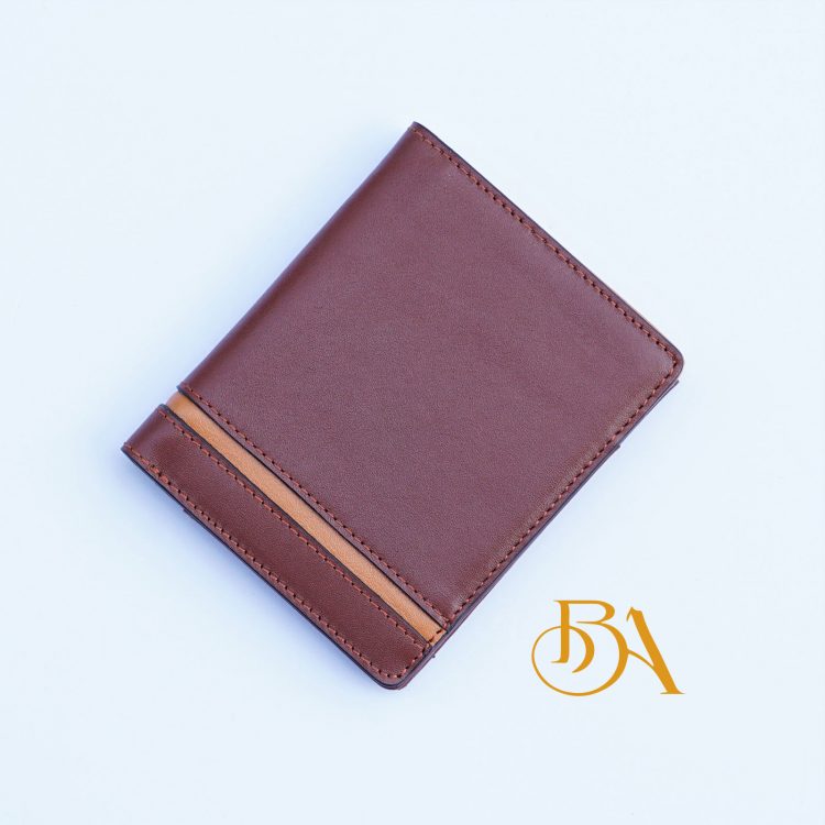 Ví Da Bò Nhập Khẩu Màu Nâu Phối Vàng. Ví Nam Da Thật Dáng Đứng M052