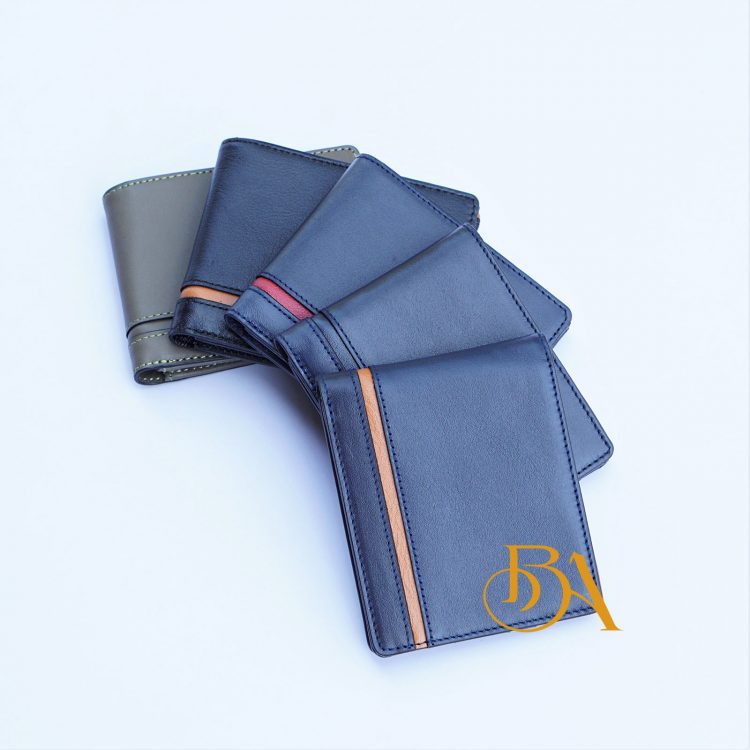 Ví Da Bò Nhập Khẩu Màu Xanh Navy. Ví Nam Da Thật Dáng Ngang M078