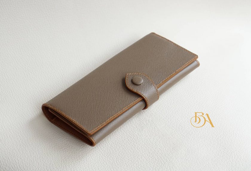 Ví dài cho nữ, những sai lầm khi chọn mua ví dài của chị em