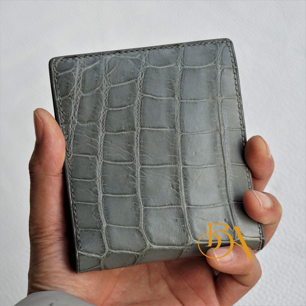 Bóp nam da cá sấu handmade màu xám