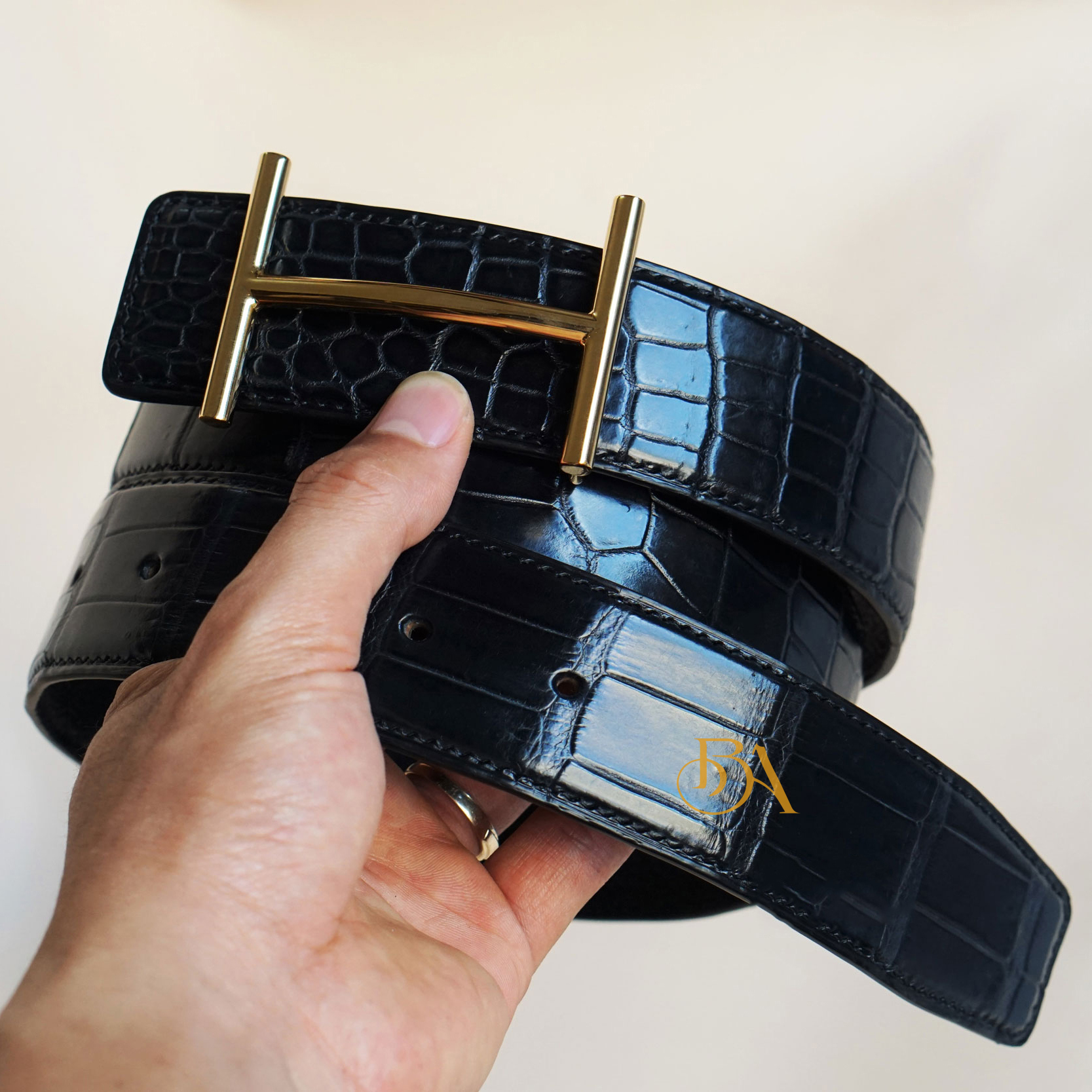 Thắt lưng da cá sấu handmade màu đen