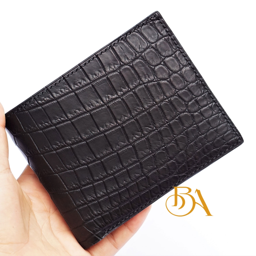 Ví nam da cá sấu handmade màu đen