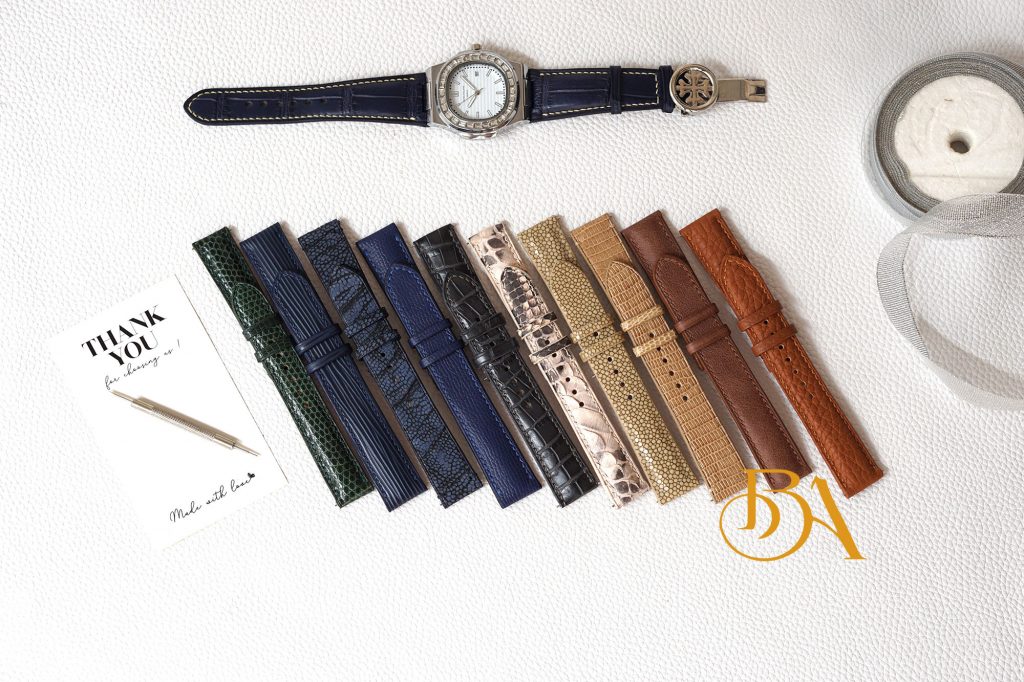 Dây da đồng hồ handmade món quà tuyệt vời cho bạn bè, người thân của bạn trong dịp lễ Giáng Sinh