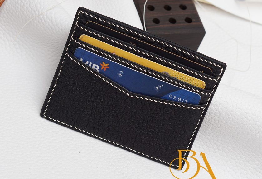 Sử Dụng Thẻ Ngân Hàng: Hiện Đại Hóa Giao Dịch Tài Chính Của Bạn