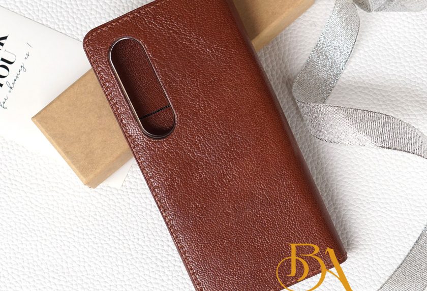 Bao Da Samsung Z Fold  – Sự bảo vệ toàn diện và phong cách thời trang.