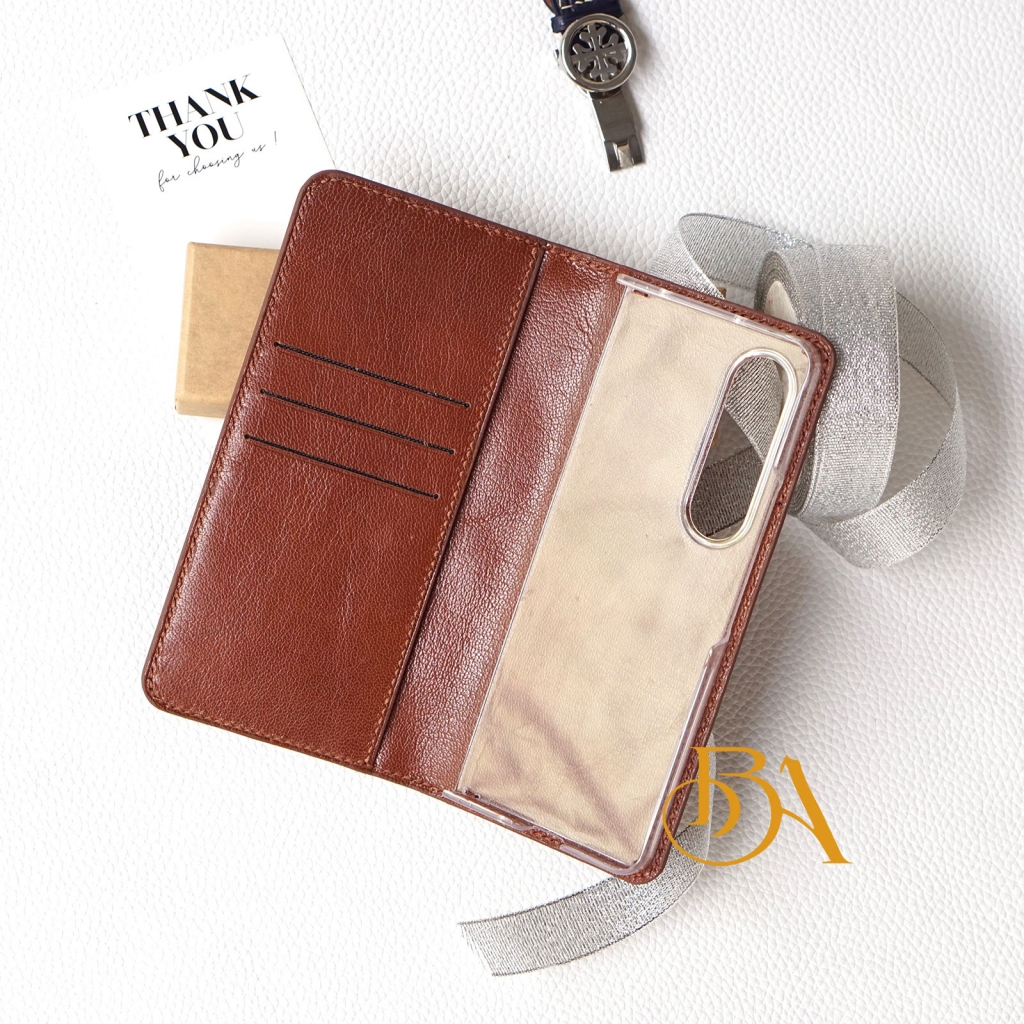 Bao da tích hợp thêm ngăn đựng thẻ tiện ích của B.A Handmade