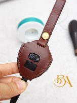 chia khoa Toyota 4 nut da bo mau nau do (3)