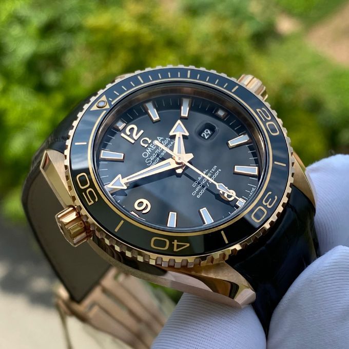 Đồng hồ Omega