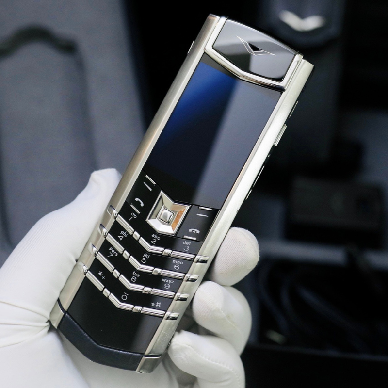 VERTU SIGNATURE