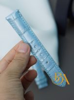 Day dong ho da ca sau mau xanh ngoc trai che tac thu cong (6)