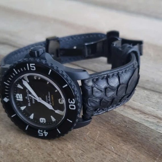 Dây Đồng Hồ Da Trăn – Biểu Tượng Cá Tính Khó Trộn Lẫn & Khó Làm Giả