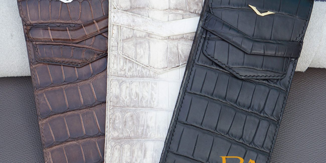 Điện Thoại METAVERTU Và Ốp Lưng Da Thủ Công